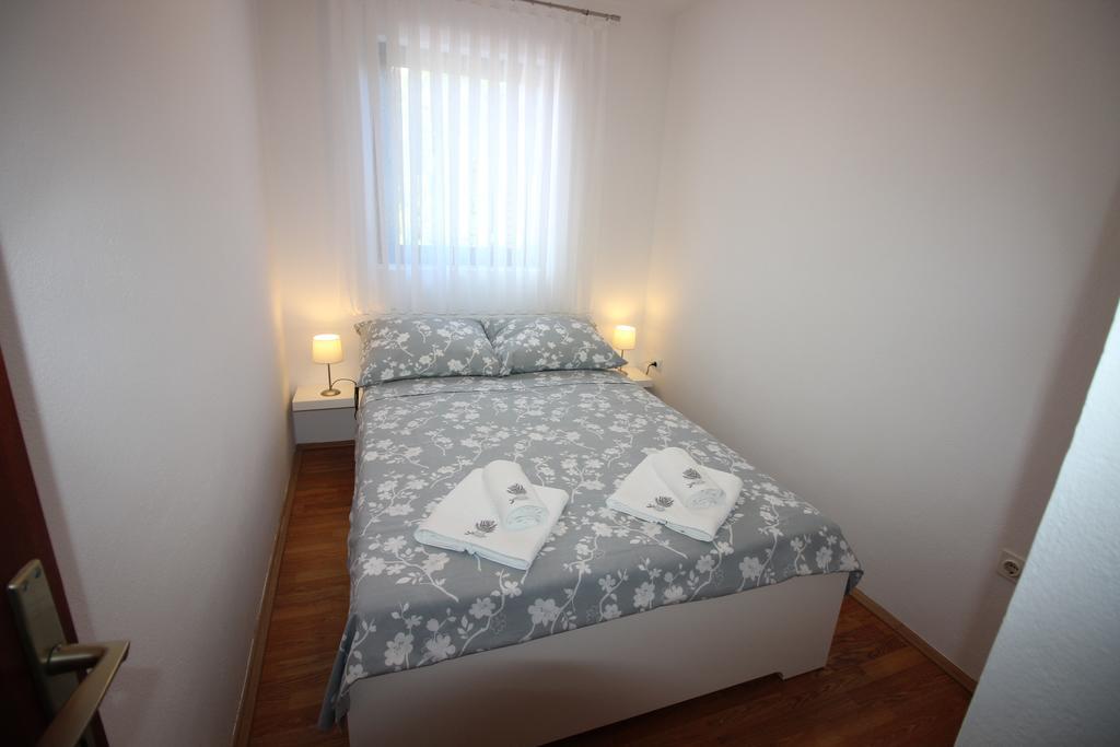 Apartments Nikola Novi Vinodolski Exterior photo