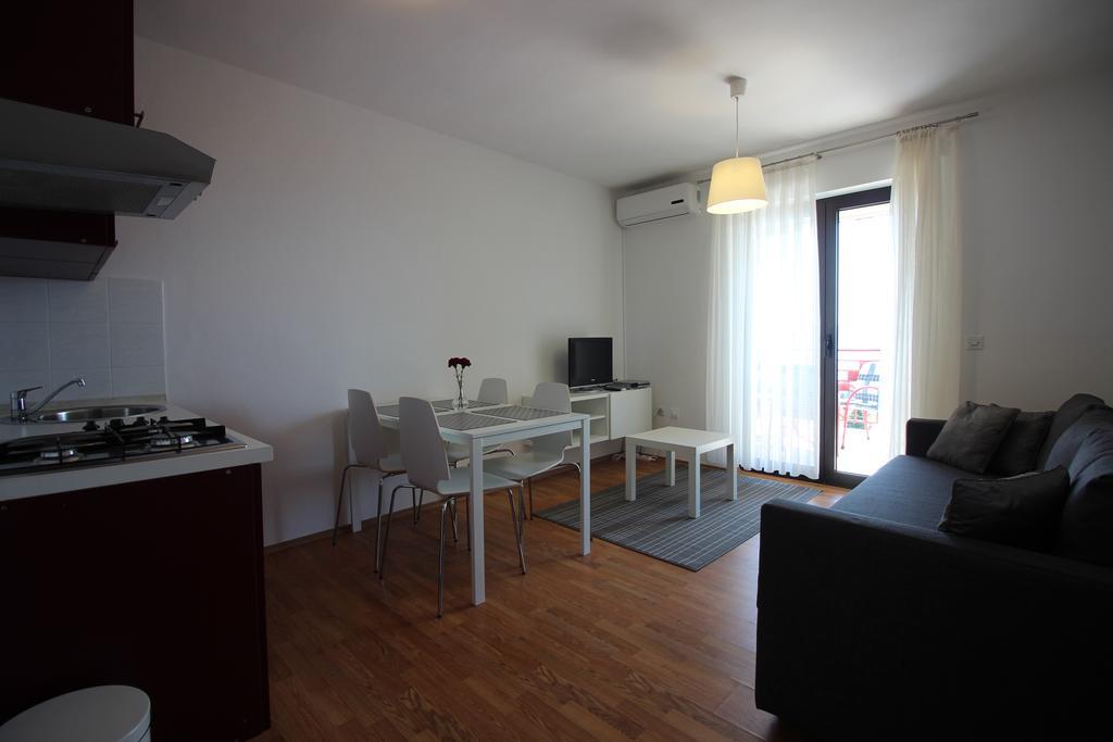 Apartments Nikola Novi Vinodolski Exterior photo